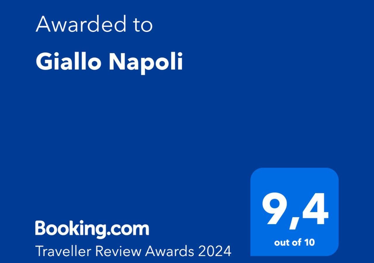 Giallo Napoli Exteriér fotografie